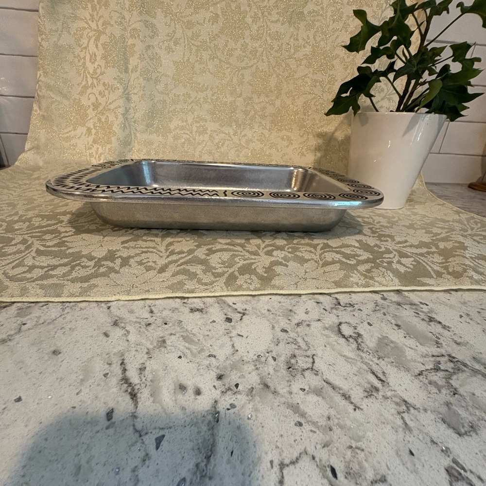 Wilton Armetale Reggae Serving Tray - Picture 4 of 7